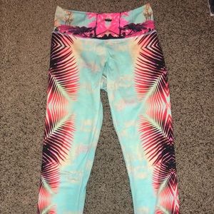 Cropped workout leggings